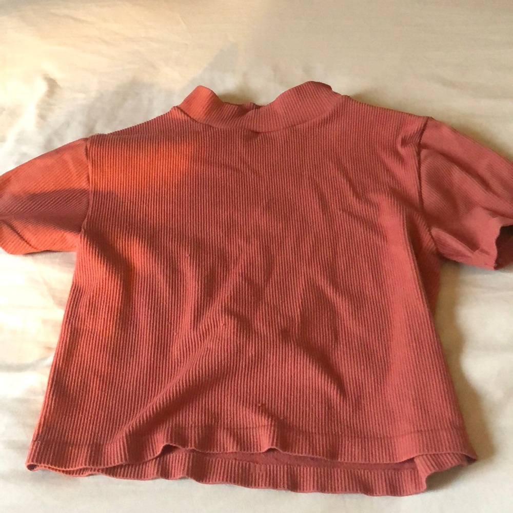 cropped tee